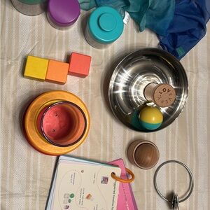 Lovevery 9-10 Month Playthings